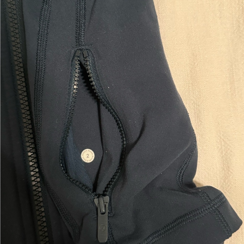 lululemon define jacket - Picture 3 of 4